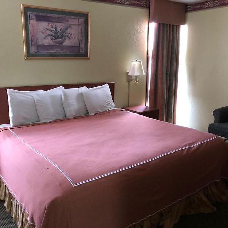 Fairbridge Inn Express - Barrington ภายนอก รูปภาพ